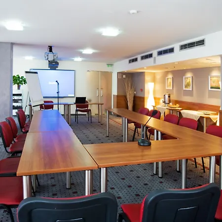 Hotel Burgas Отель 4*