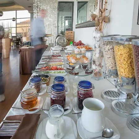 Отель Hotel Burgas