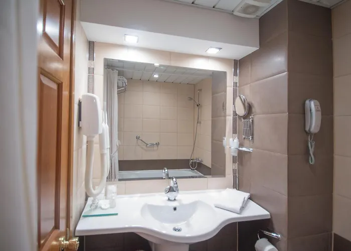 Hotel Burgas Ξενοδοχείο 4*