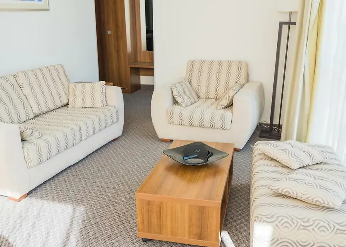 Hotel Burgas Ξενοδοχείο 4*